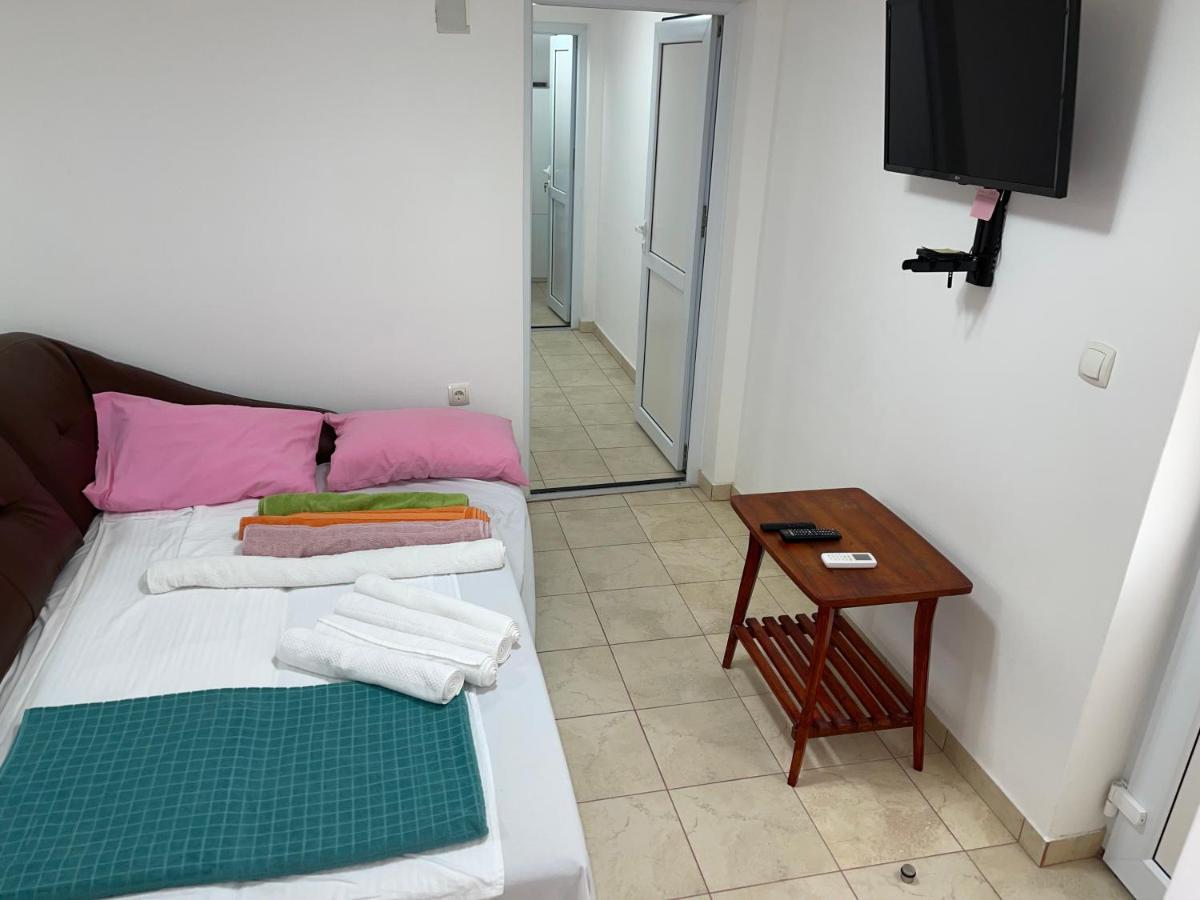 Apartment Susanj Бар Экстерьер фото