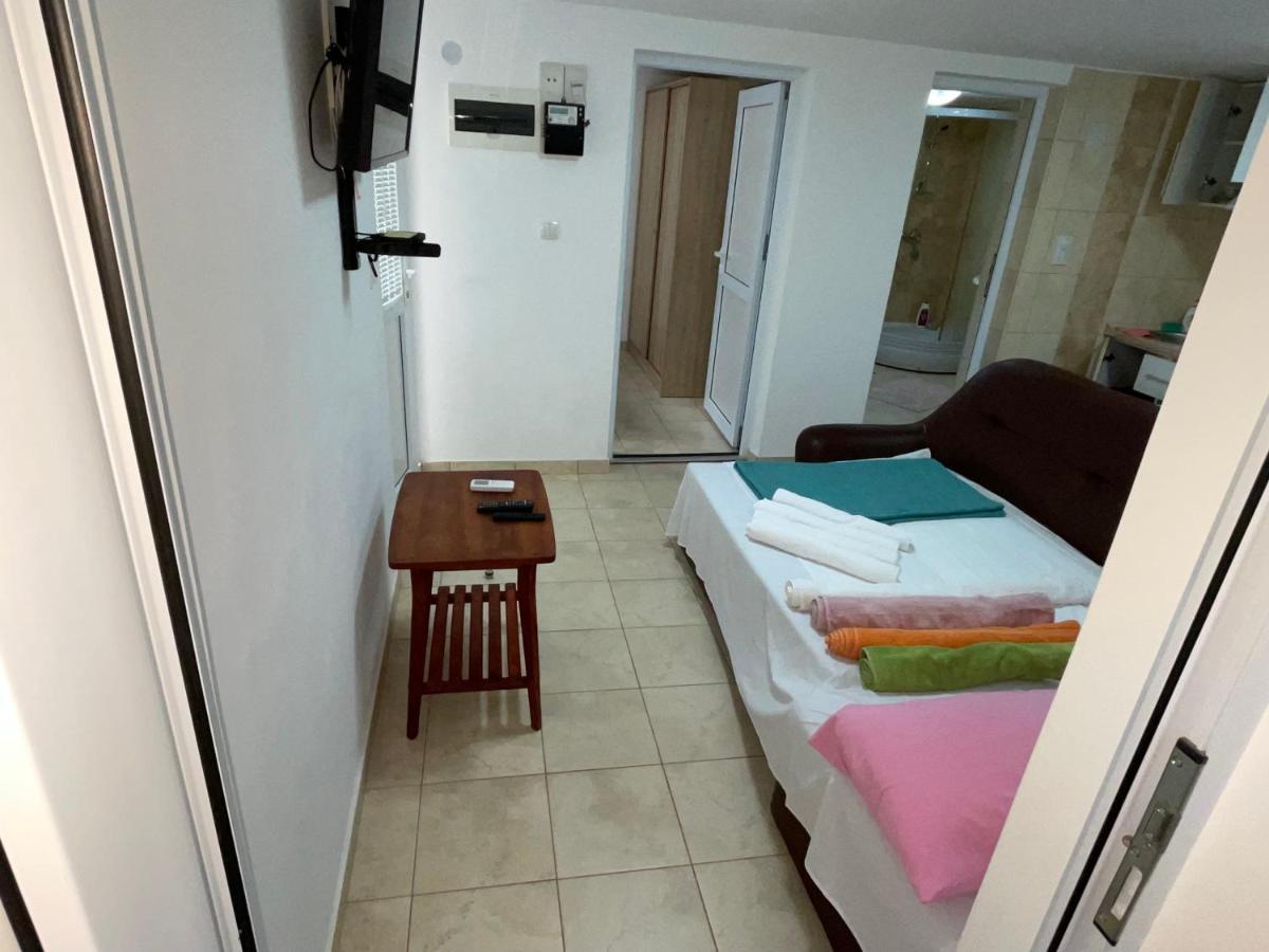Apartment Susanj Бар Экстерьер фото