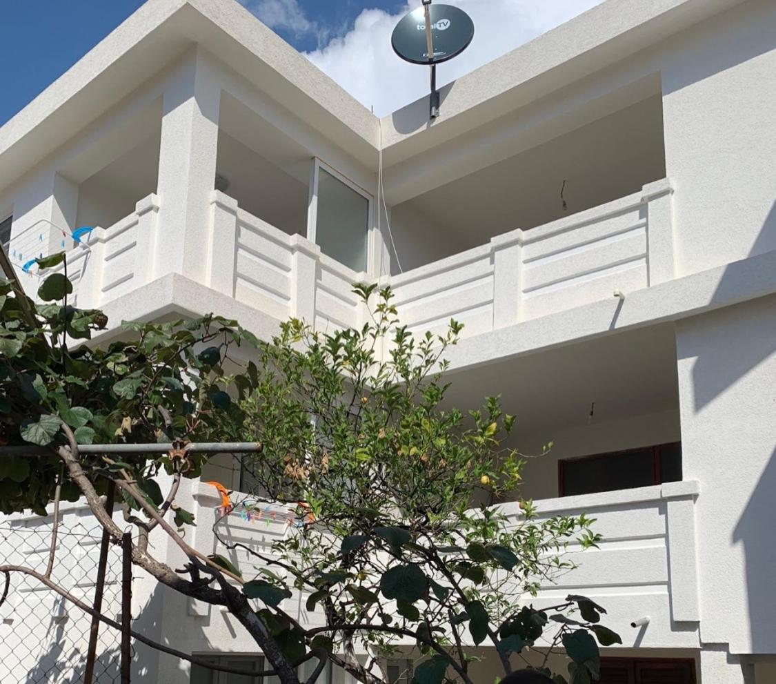 Apartment Susanj Бар Экстерьер фото
