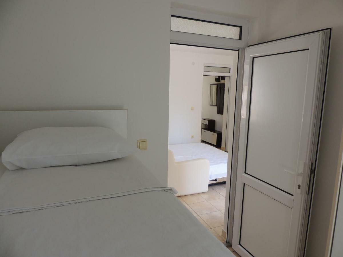 Apartment Susanj Бар Экстерьер фото