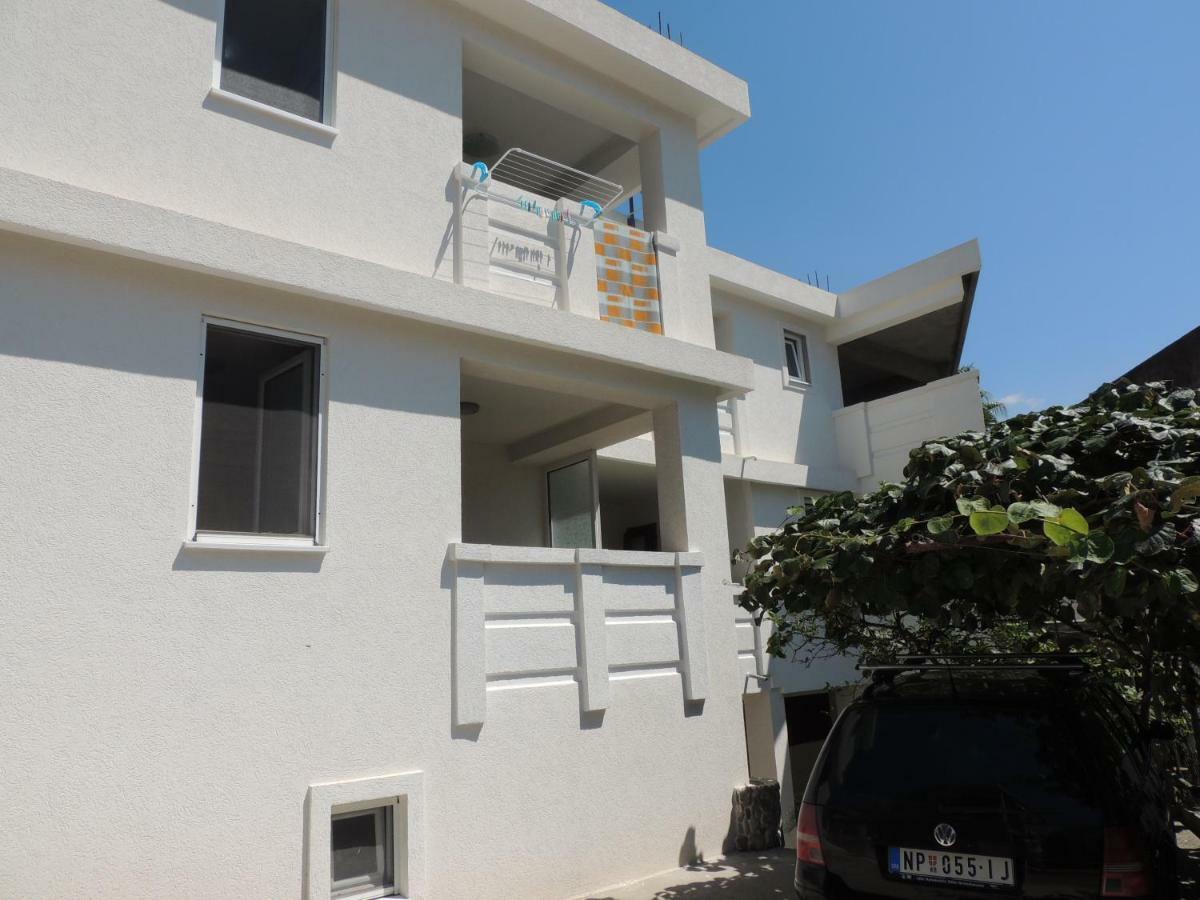 Apartment Susanj Бар Экстерьер фото
