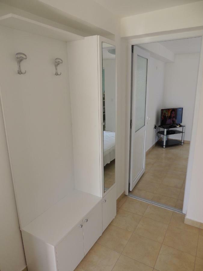 Apartment Susanj Бар Экстерьер фото