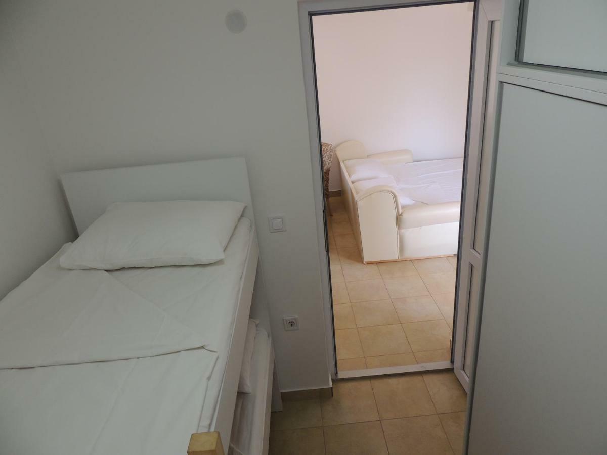 Apartment Susanj Бар Экстерьер фото
