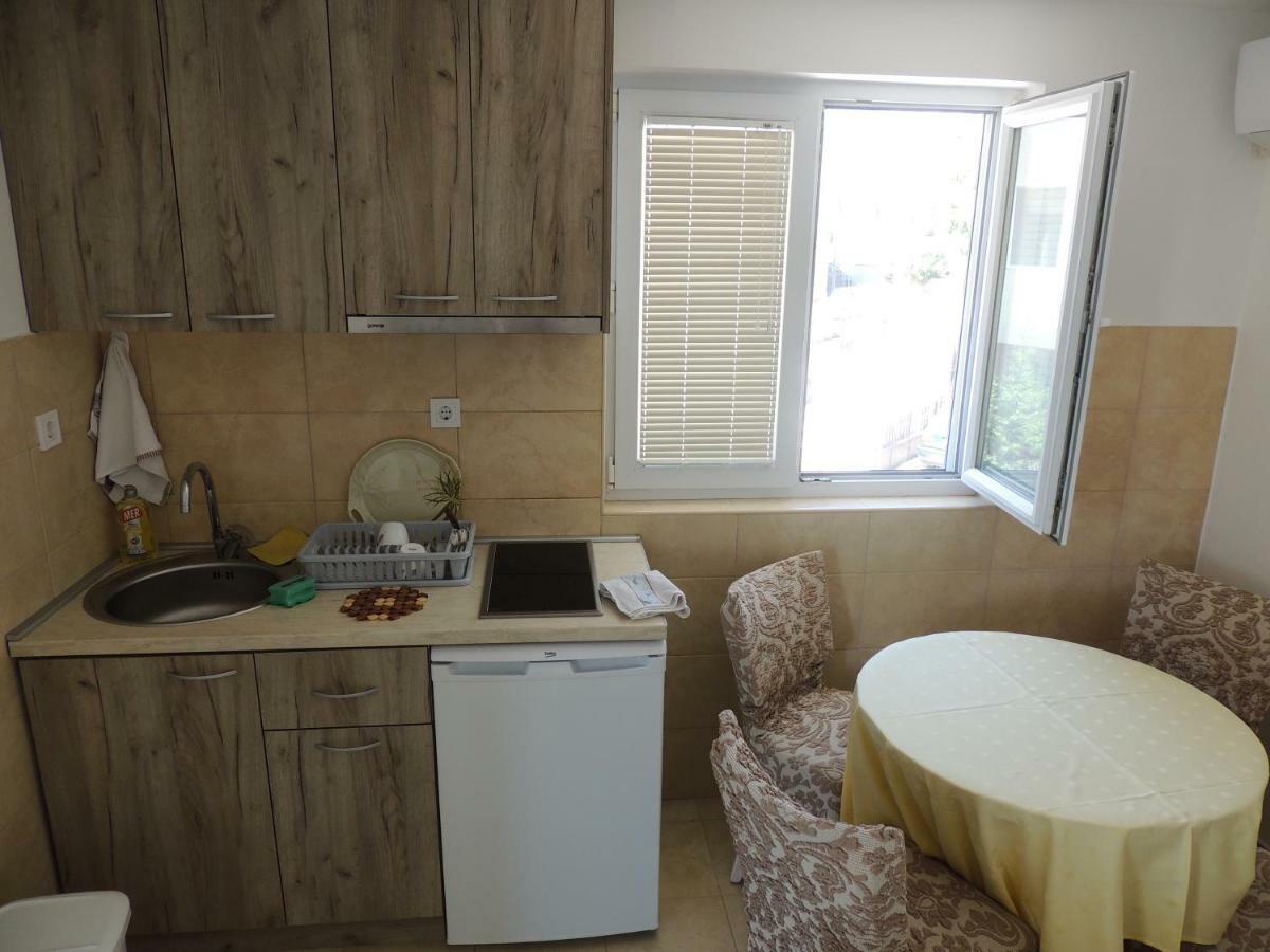 Apartment Susanj Бар Экстерьер фото