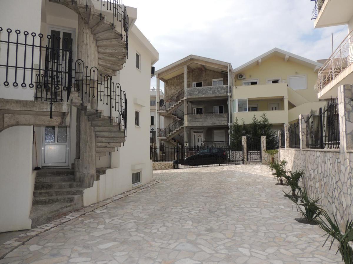 Apartment Susanj Бар Экстерьер фото